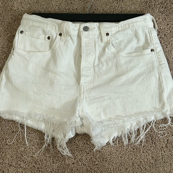 Levi’s 501 shorts white size 30 - Picture 2 of 3